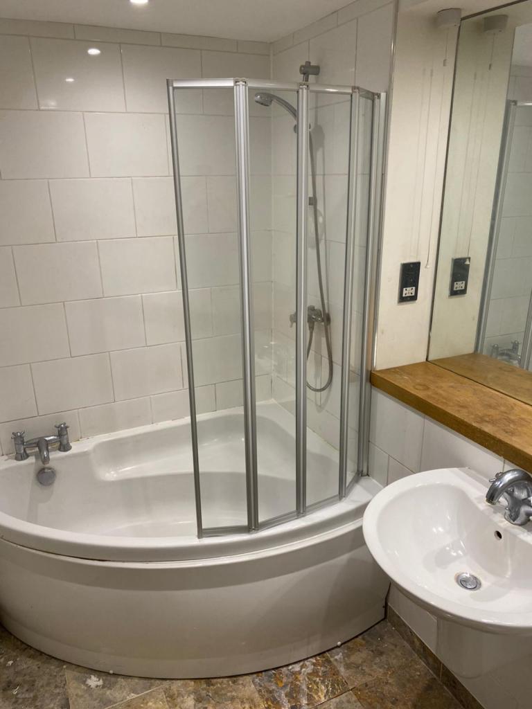 7 Bathroom