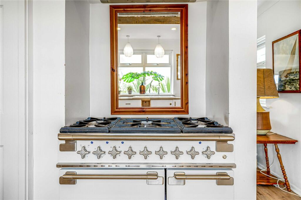 Cooker