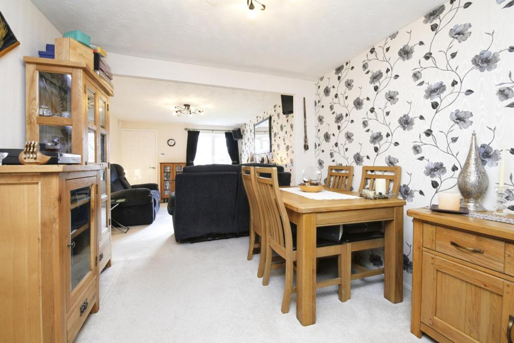 Living / Dining Room