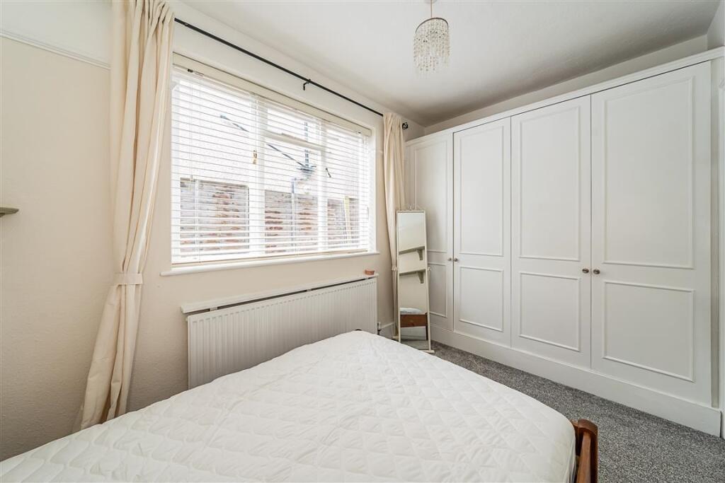 Flat-A-34-Bickers...