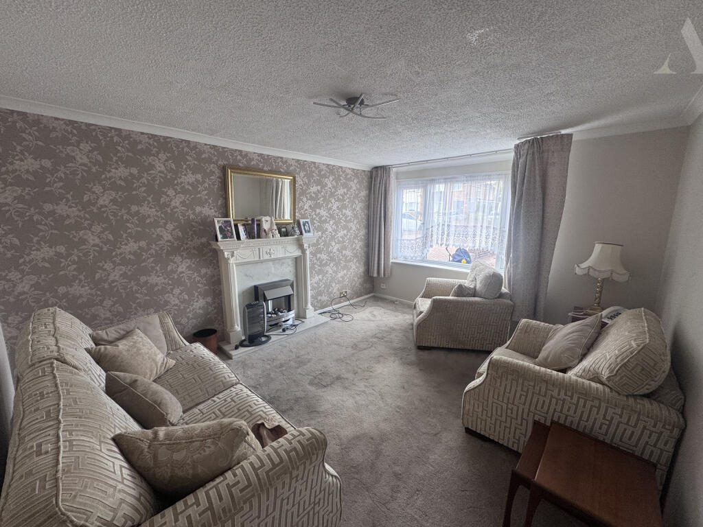 14 Quinton Close Reception 1