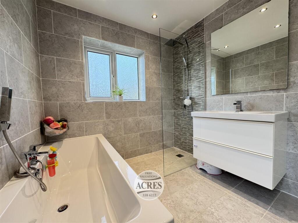 IMG_7327 (Large).jpg