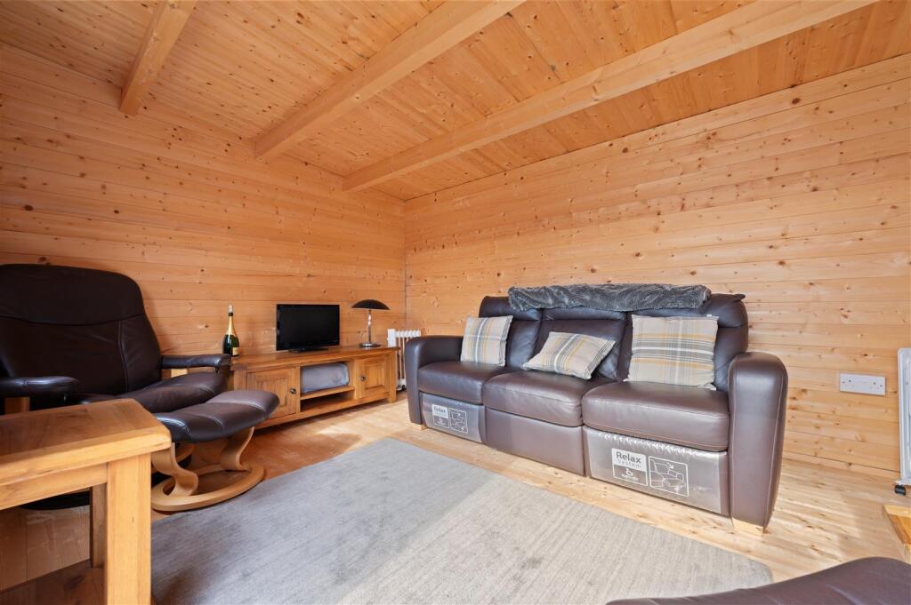 41 Middlebank Rise 032.JPG