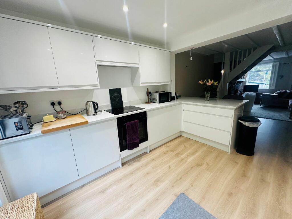 Kitchen 6