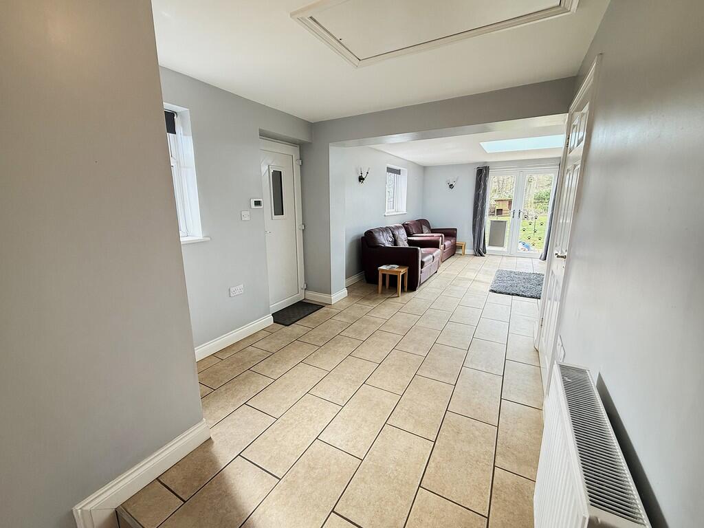 ANNEXE INNER LOBB...