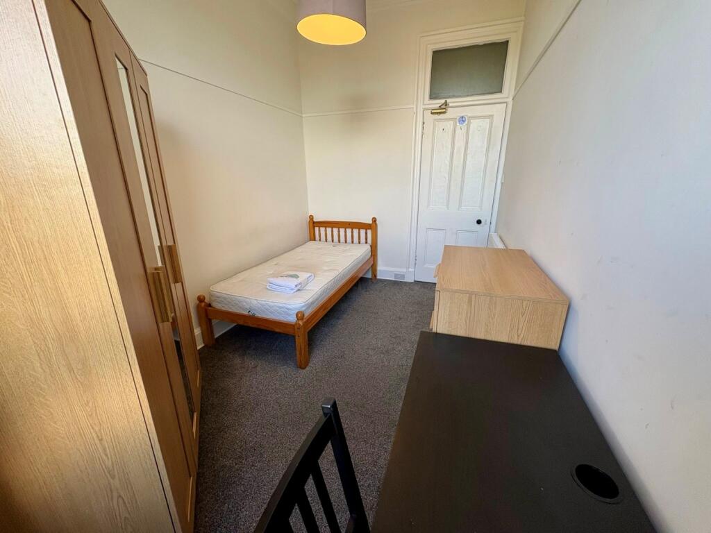 Single bedroom