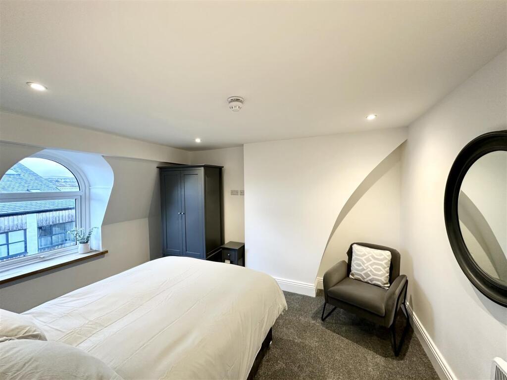 Room 6