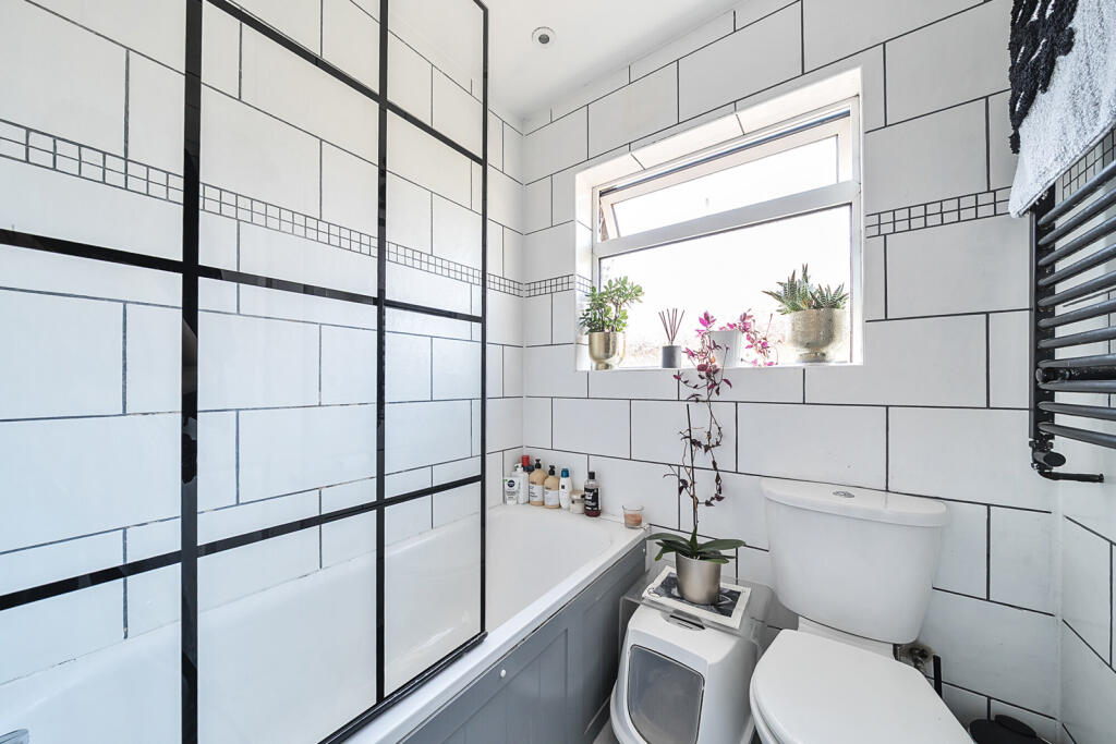 1317863-6-6870d69...