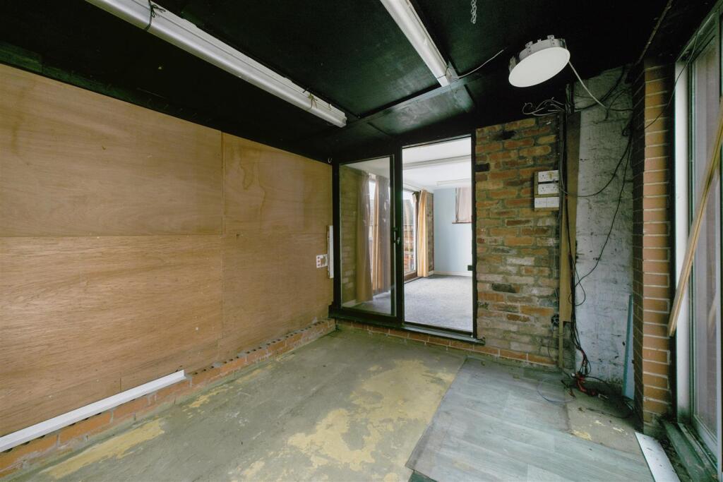 Georgia House, Cambridge, Gloucester GL2 7AL | Fre