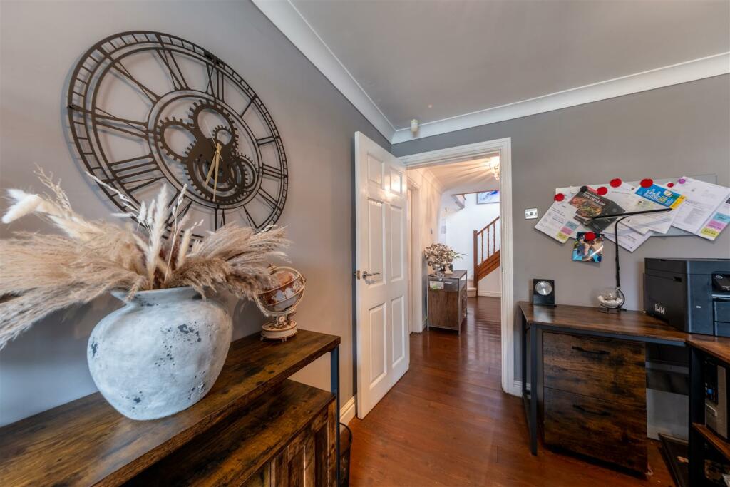 3 Spring Mews-015.jpg