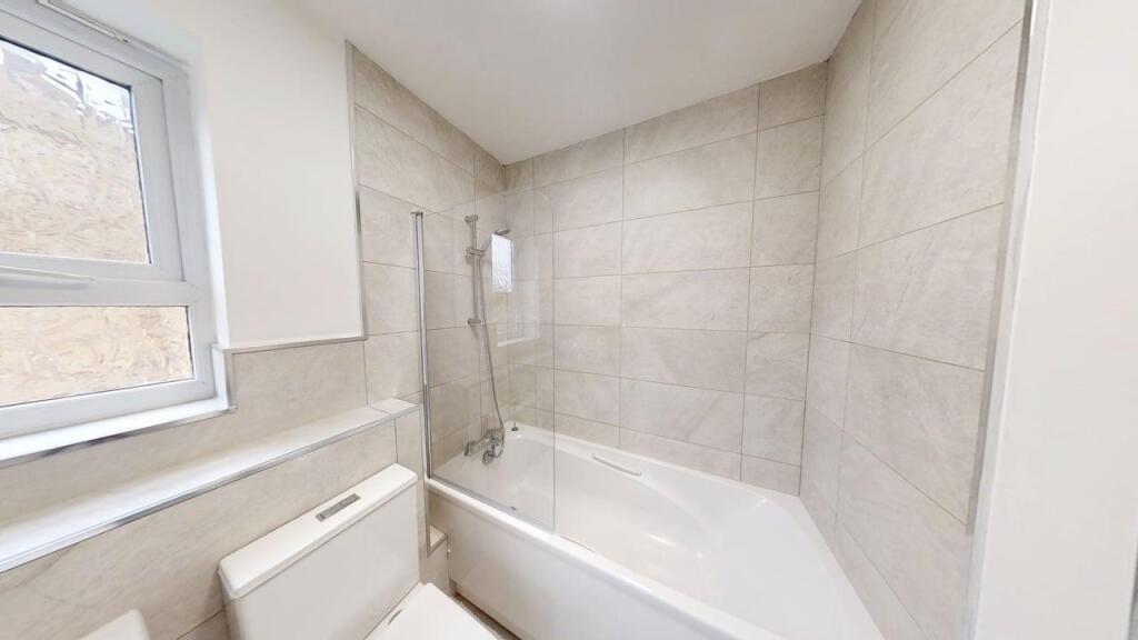 Bowland-Drive-Emerson-Valley-Milton-Keynes-MK4-2DN