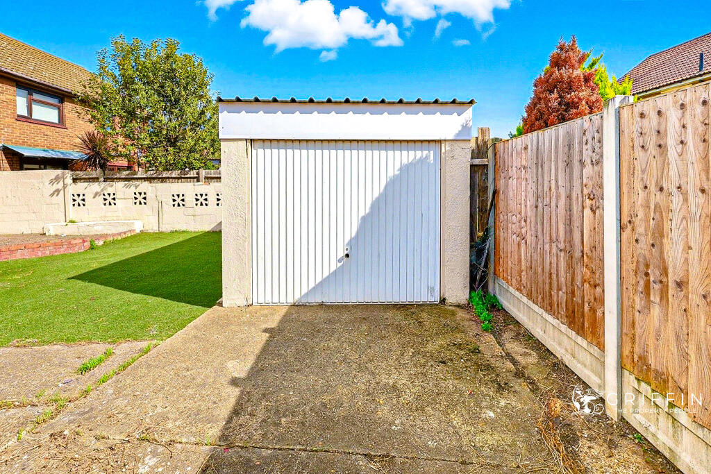 Detached Garage