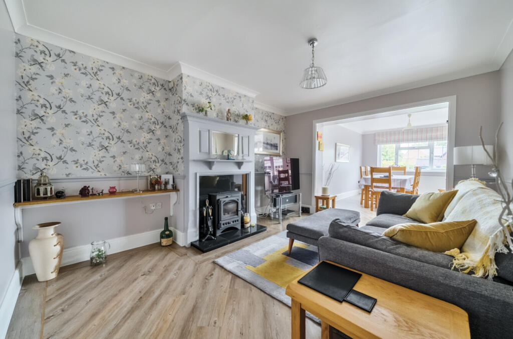 1288200-10-6835b1...