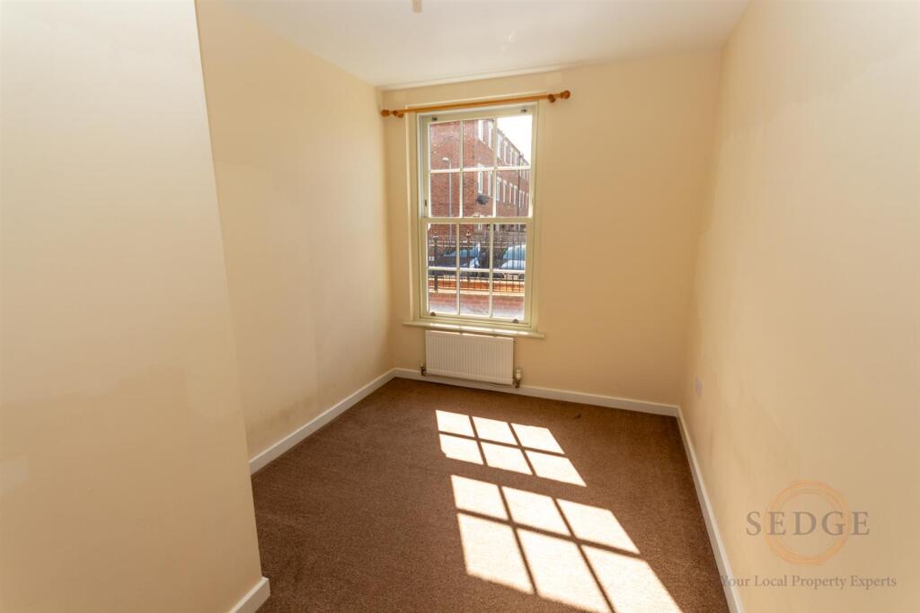 flat 2-1.jpg
