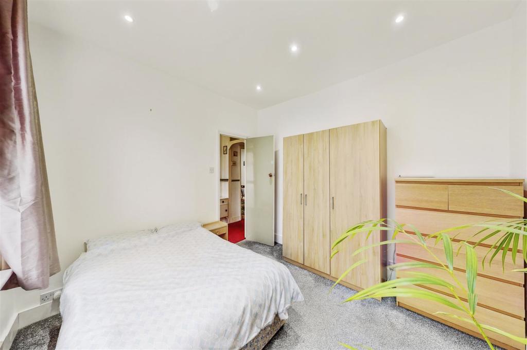 35 Charterhouse Avenue - 2njqlYIUwOjBqBEVb1Fc.jpg