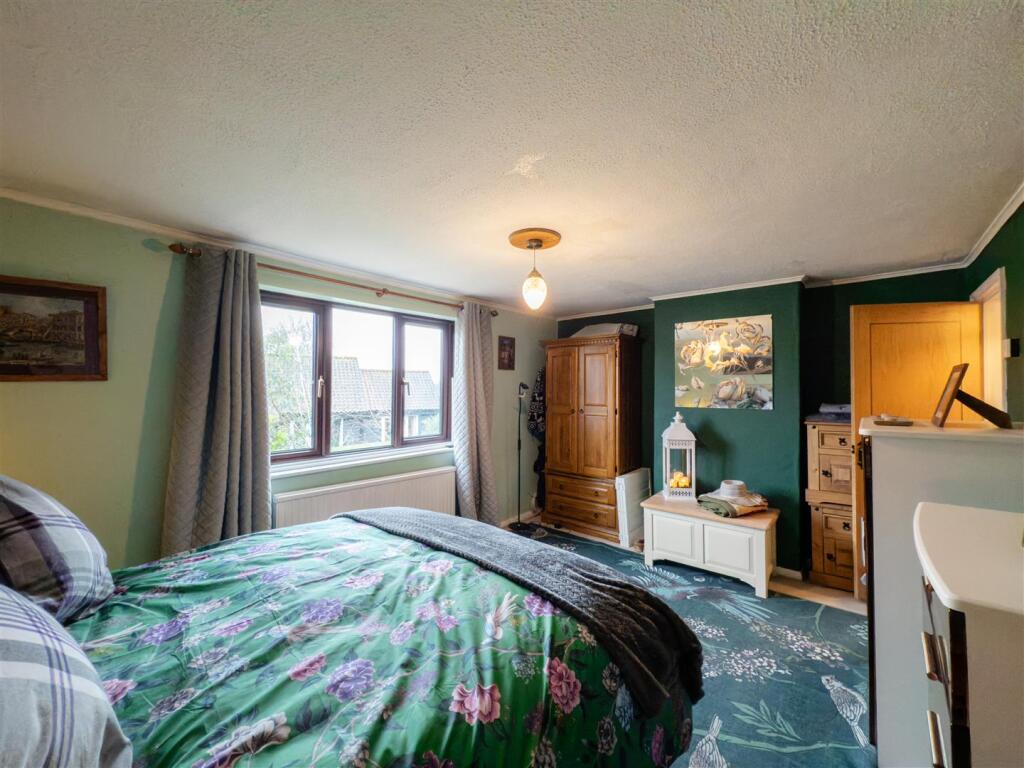 Bedroom One .1.jpg