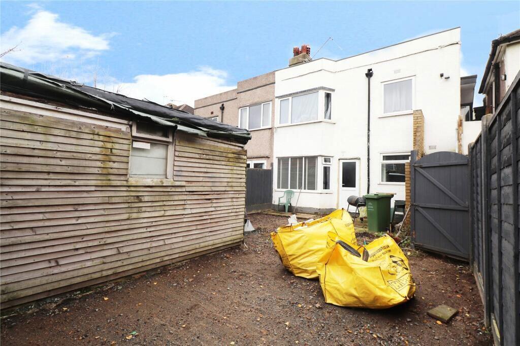 29 Shirley Close, Dartford, Kent, DA1 5BB