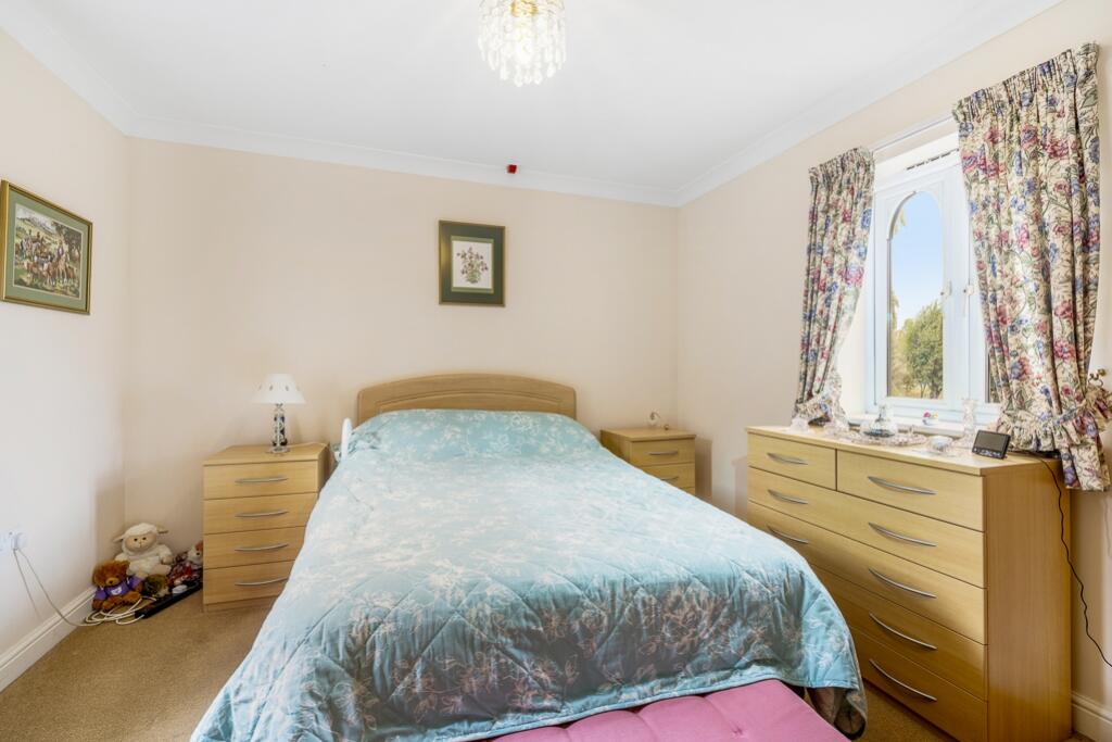 Flat 4 Elm Court (Boston)-14