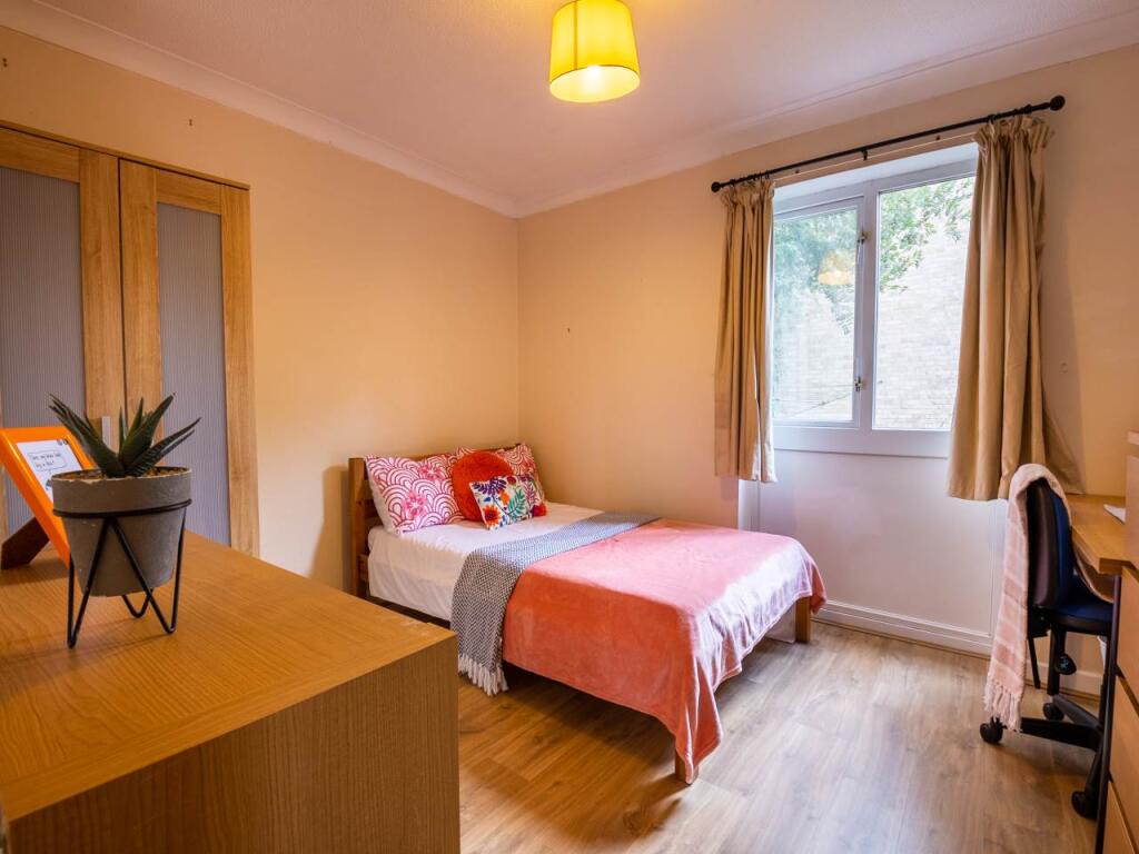 1_Ulcombe_Gardens_Ca