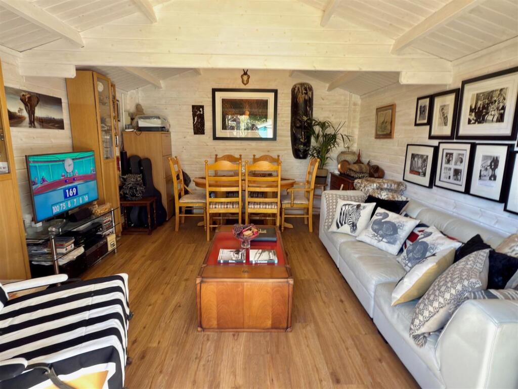 LOG CABIN INSIDE.jpg