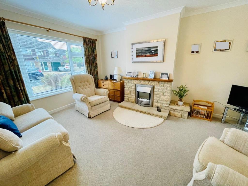 Living/Dining Room
