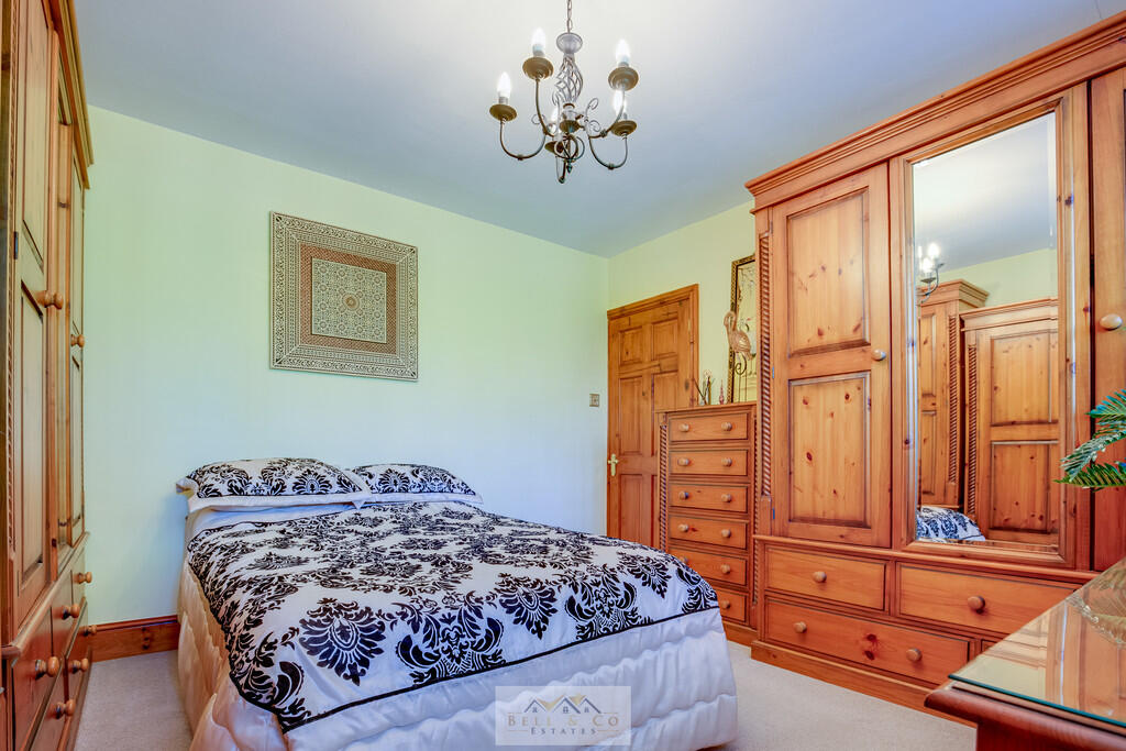 Bedroom 2.3