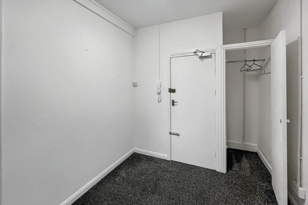 304A High Street, Sutton, Surrey, SM1 1PQ