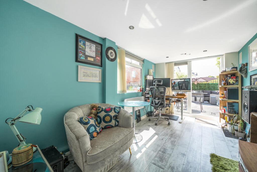 1306516-14-684c2f...