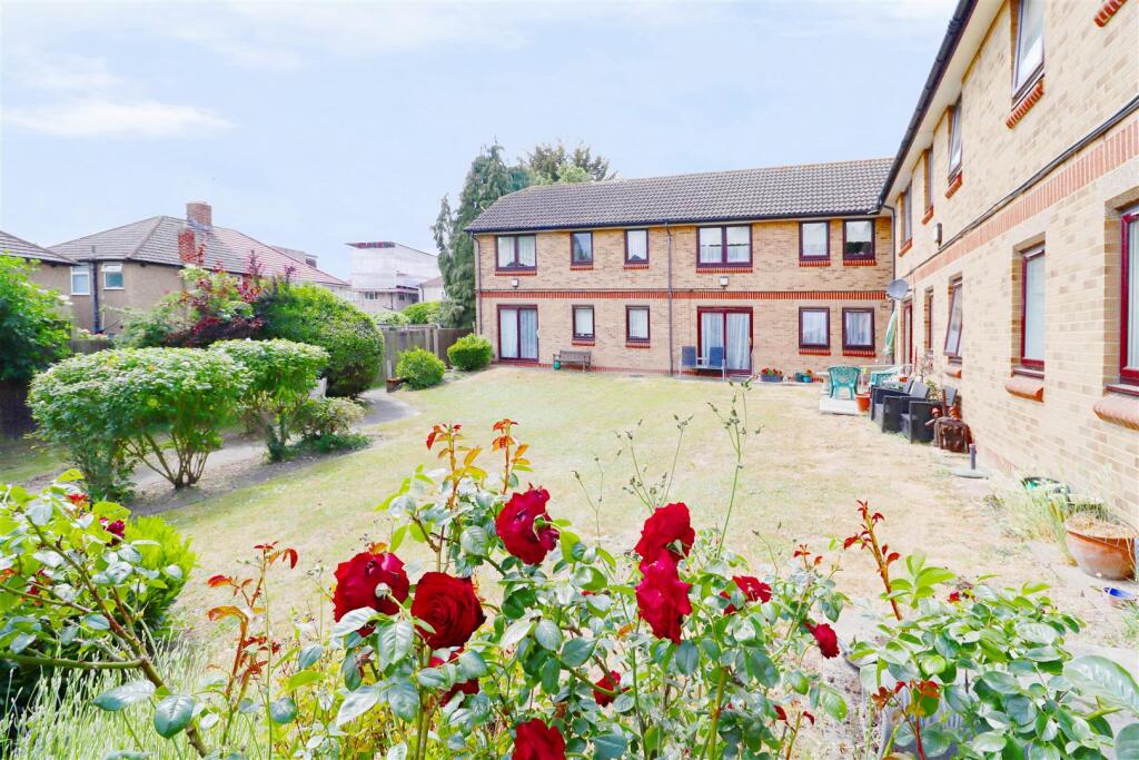 COMMUNAL GARDEN