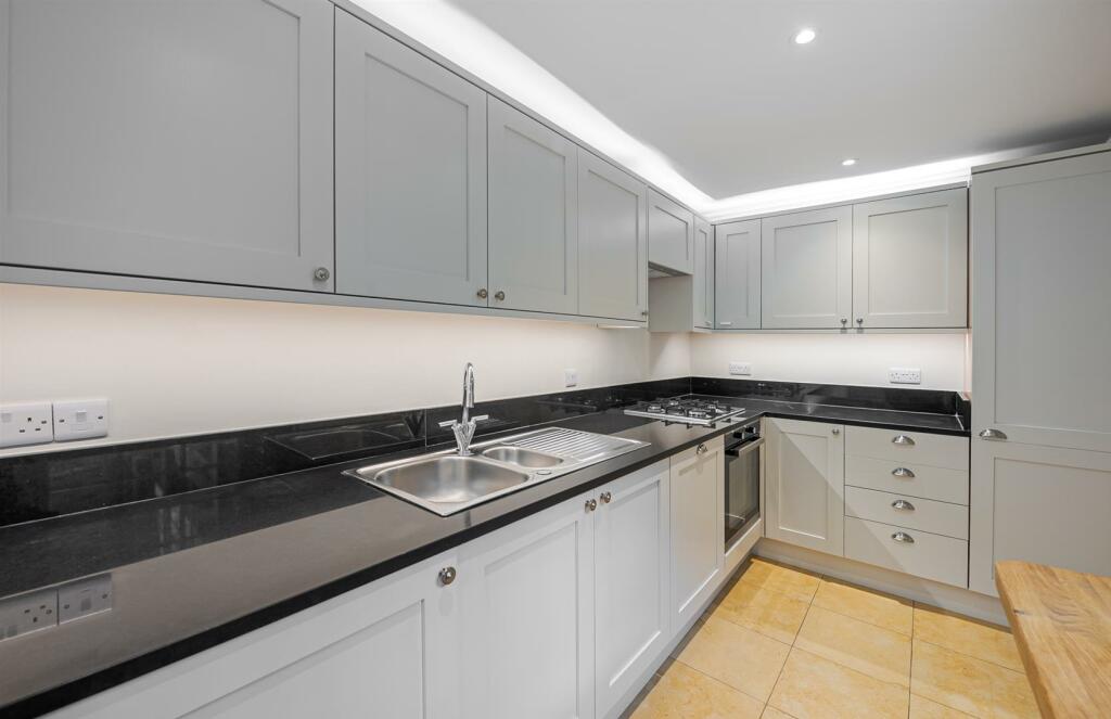 The Boltons 4 Gdn Flat 2024-2-2. Low Res.jpg