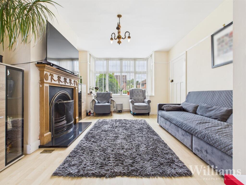 CAM02861G0-PR0450-STILL002 - Copy - Copy - Copy.jp