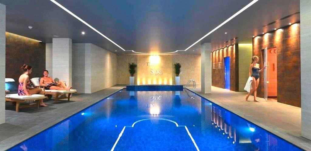 Pool.jpeg