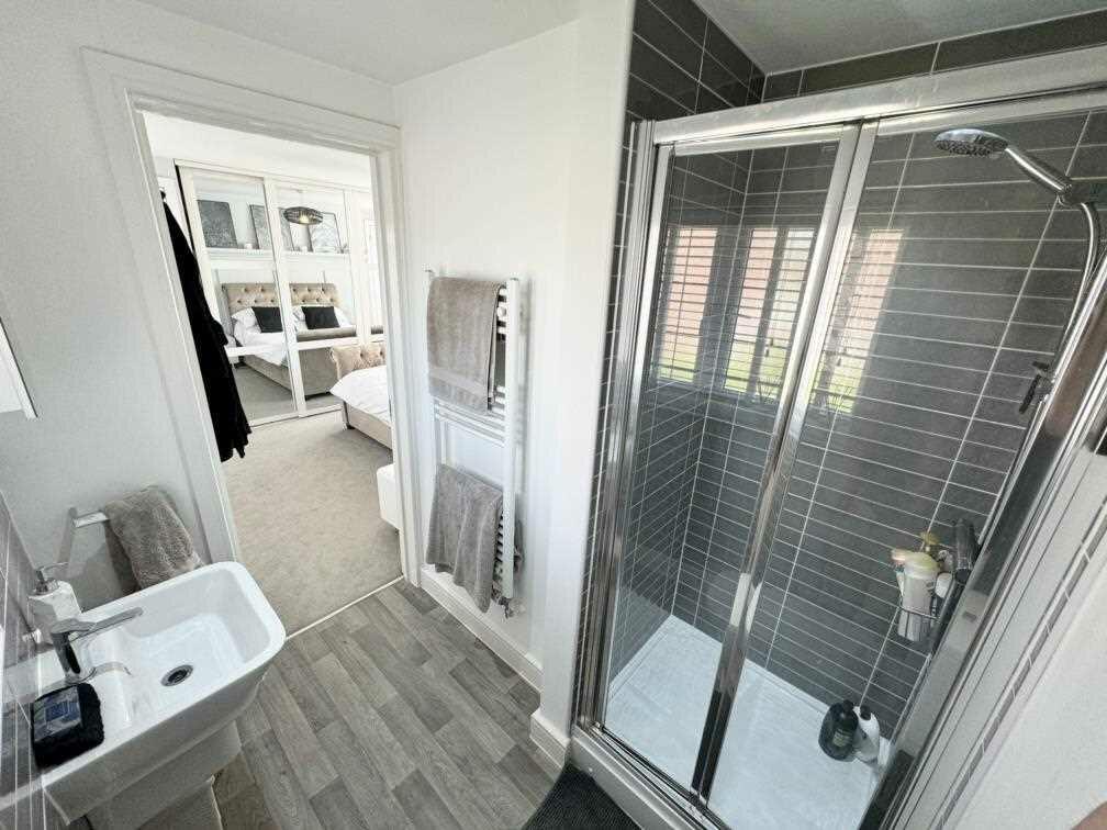 Ensuite