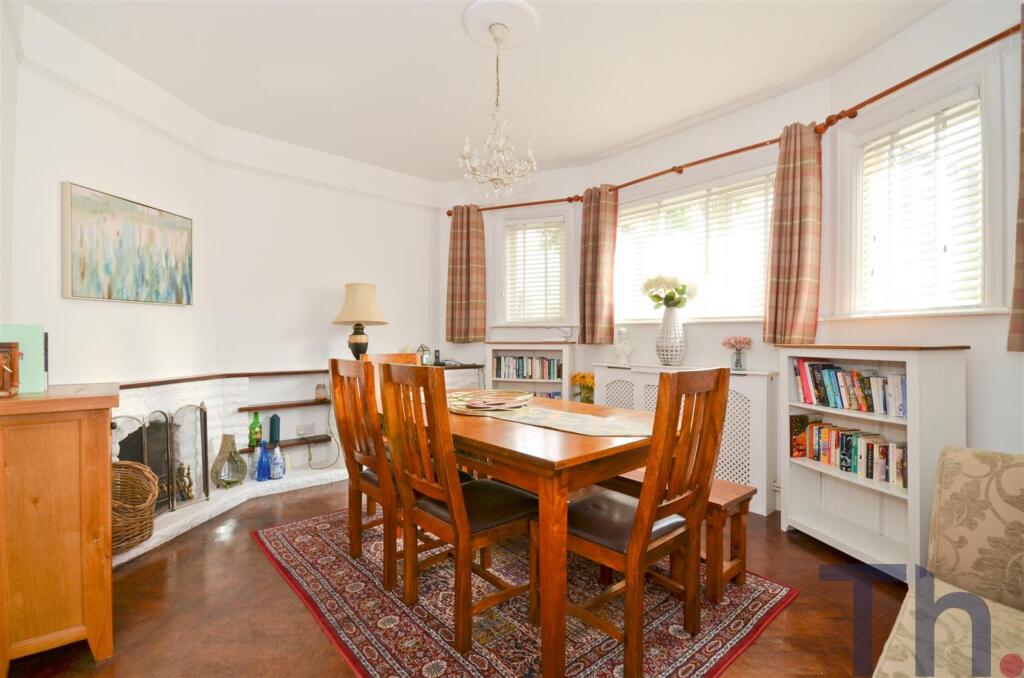 Dining Room.JPG