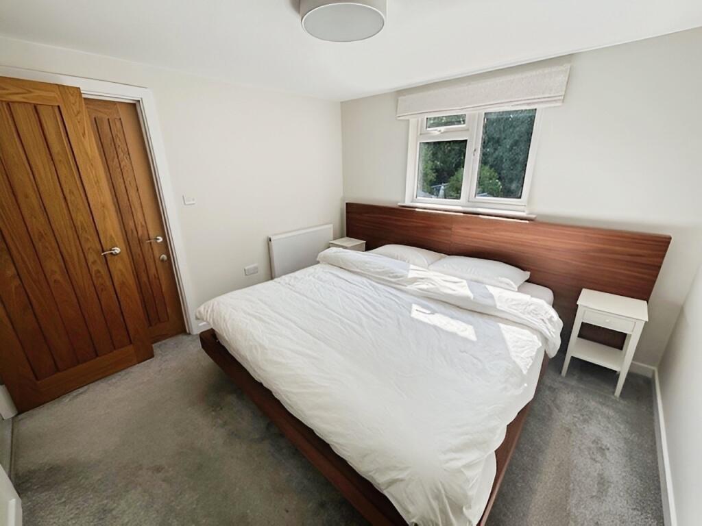 a268eb9dbedroom201