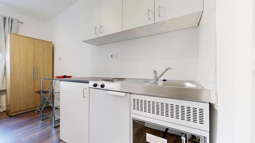 67a2319477a374682378dbfd_45bca0a5055f8a18748fb941f