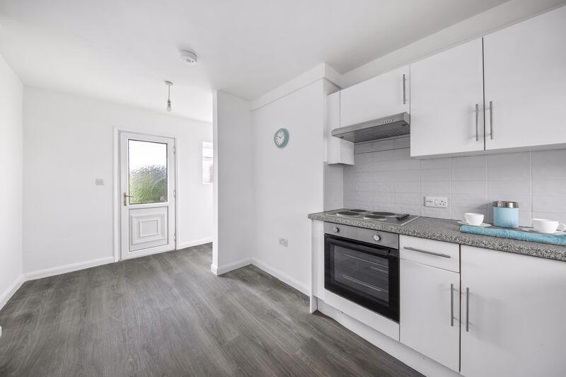 Kitchen &amp; Utility