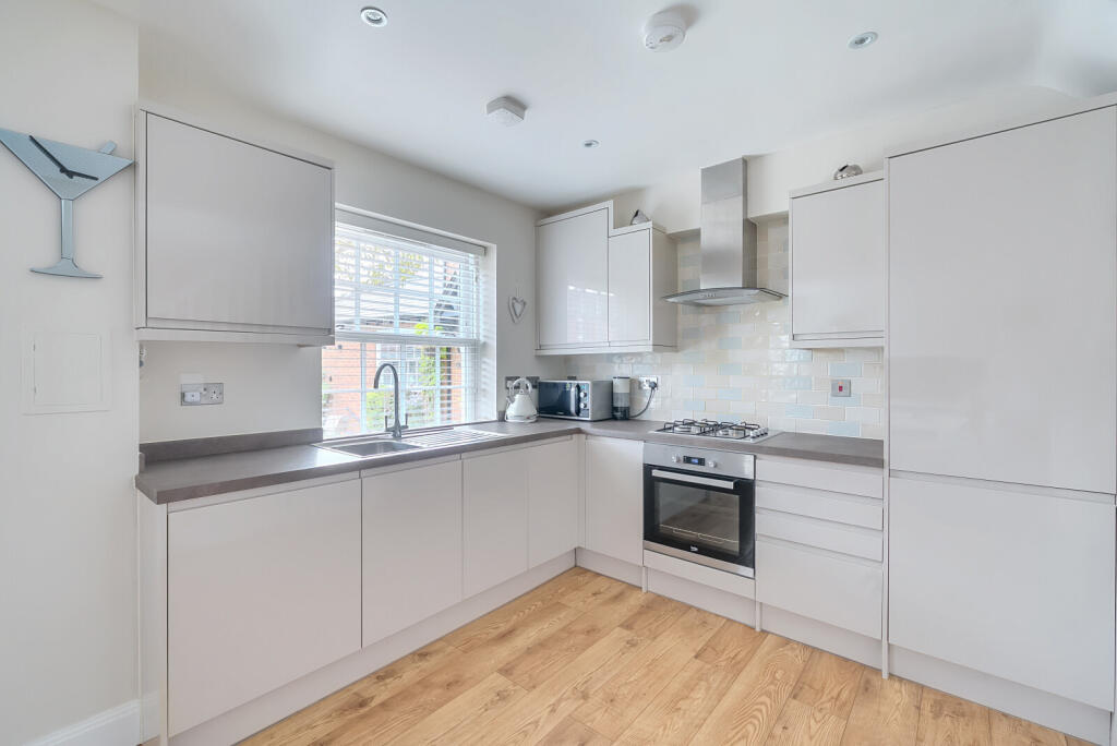 1343993-4-68a756c...