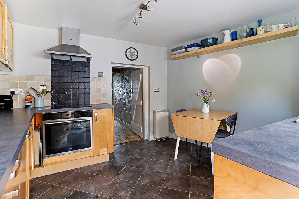 kitchen dining ro...