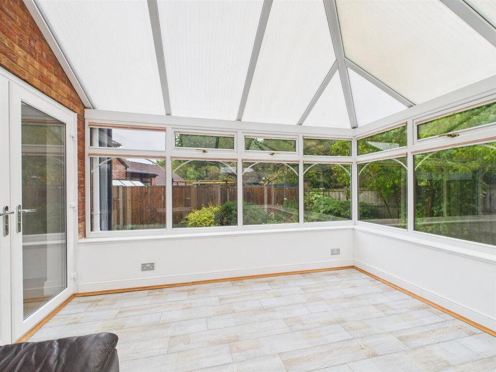 Generous Conservatory