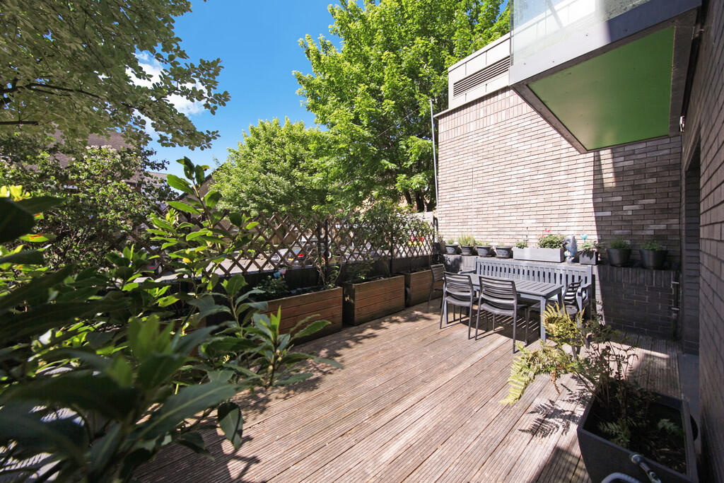 Patio garden