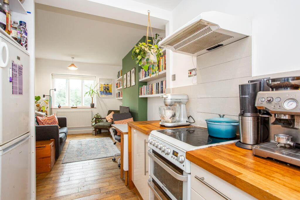 Kitchen/Reception