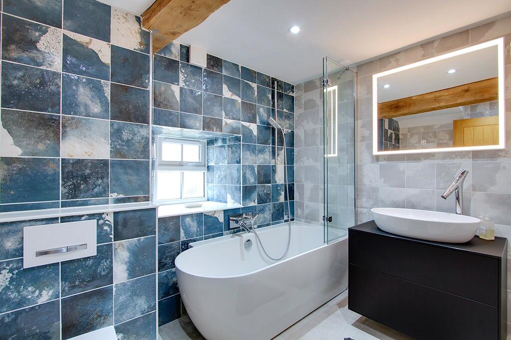 FF bathroom