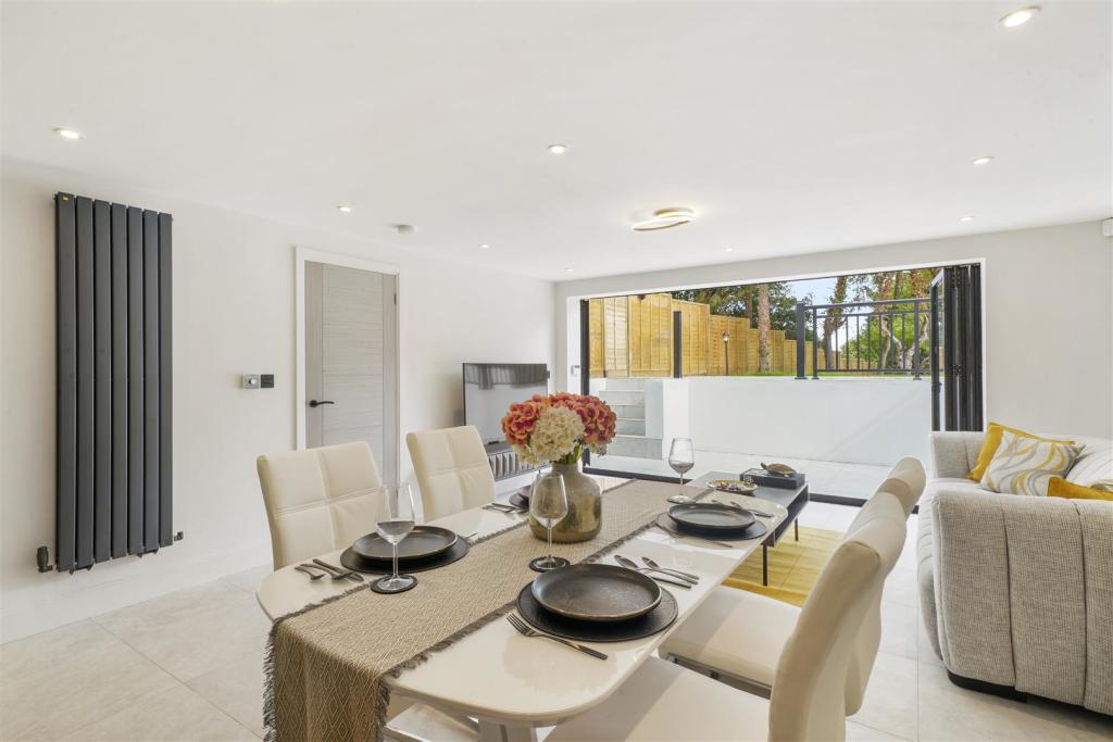 110 Elms Lane - 3NmL5Z2YuaWanoGuFmpb.jpg