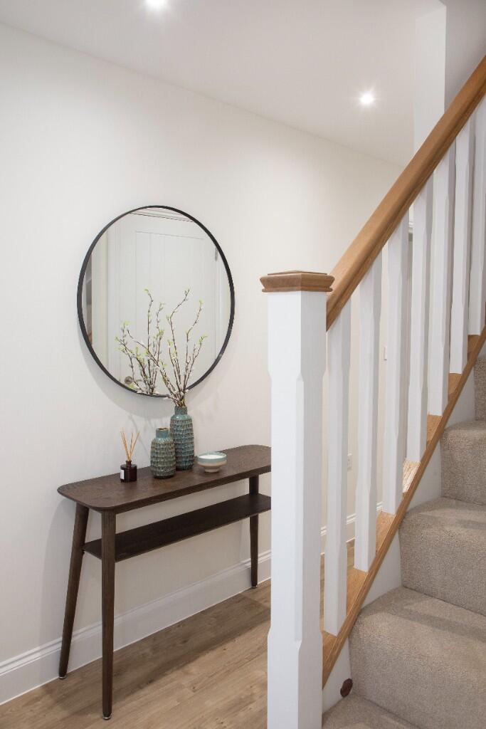 Show home Hall