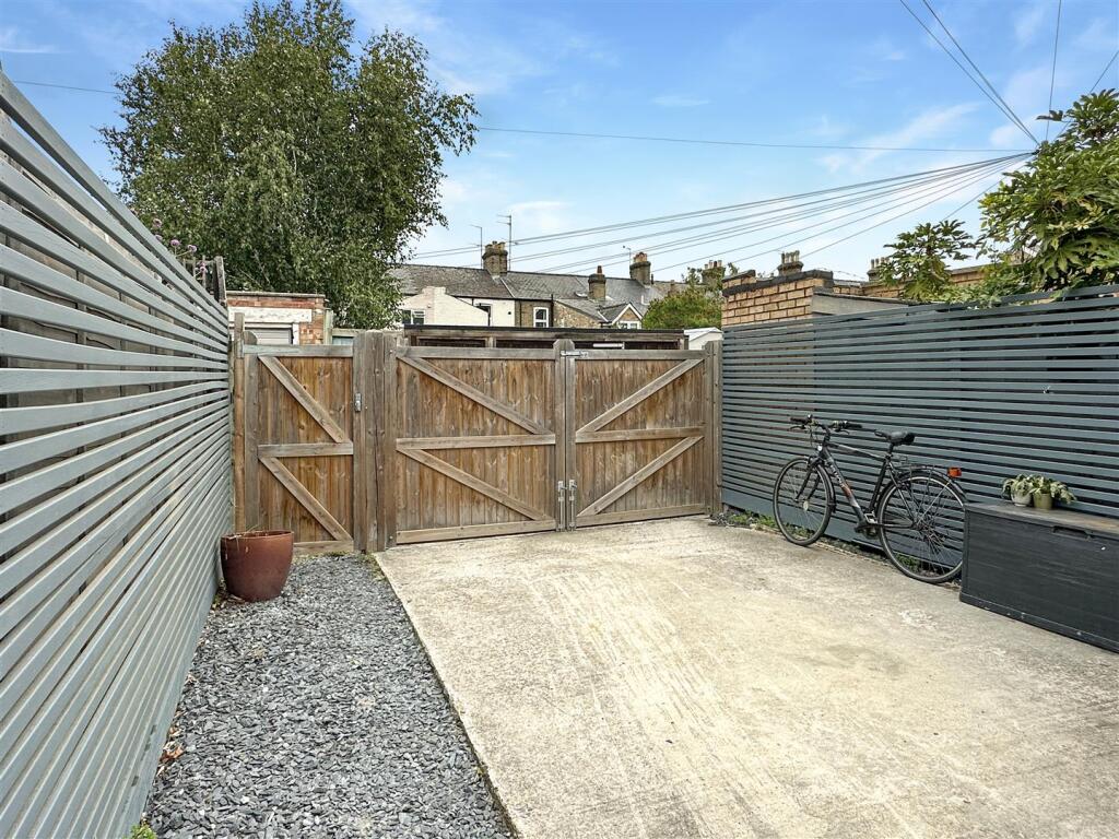 Img (9).jpg
