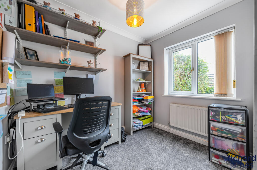 cbcb235e-e709-482...