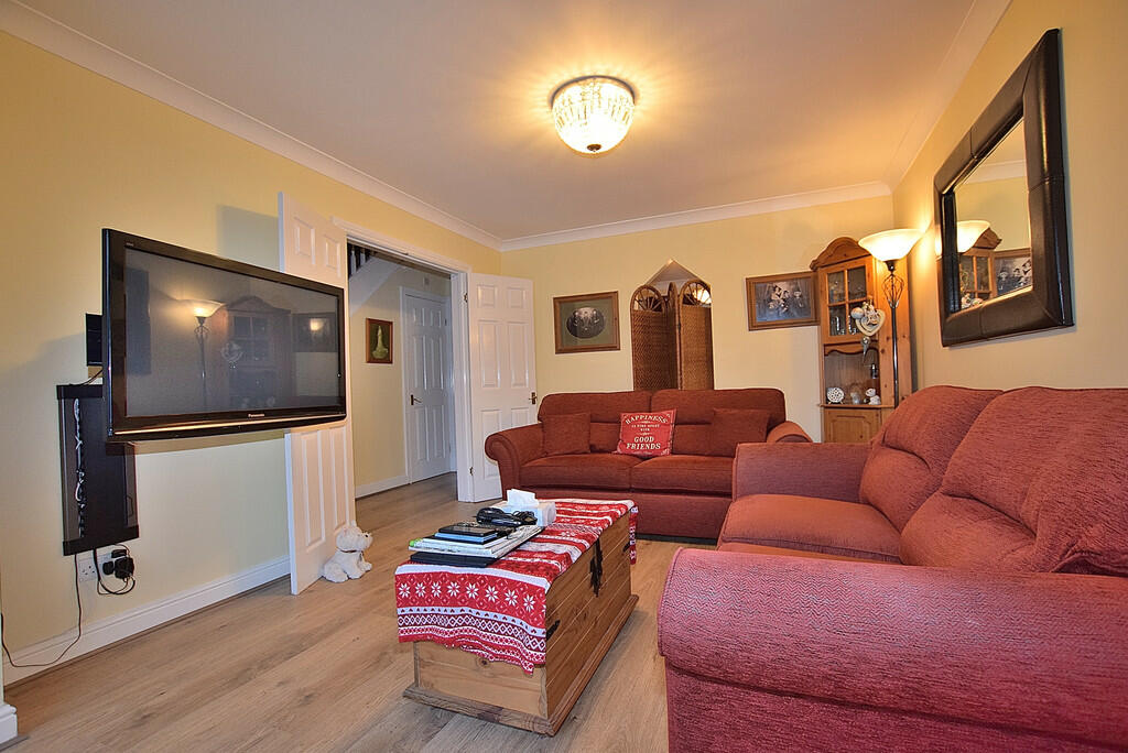 living room alt 2...