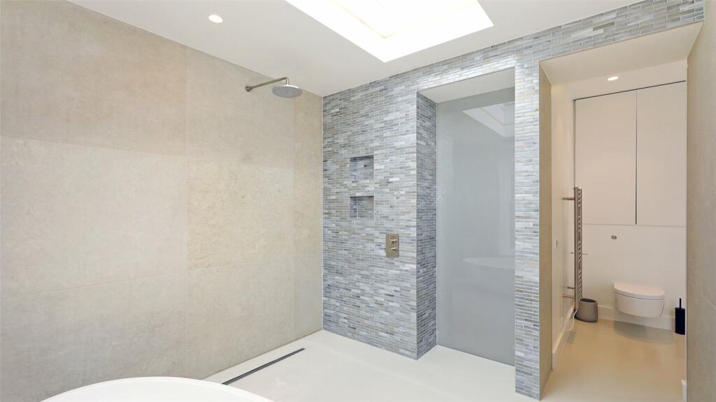 Mster Ensuite