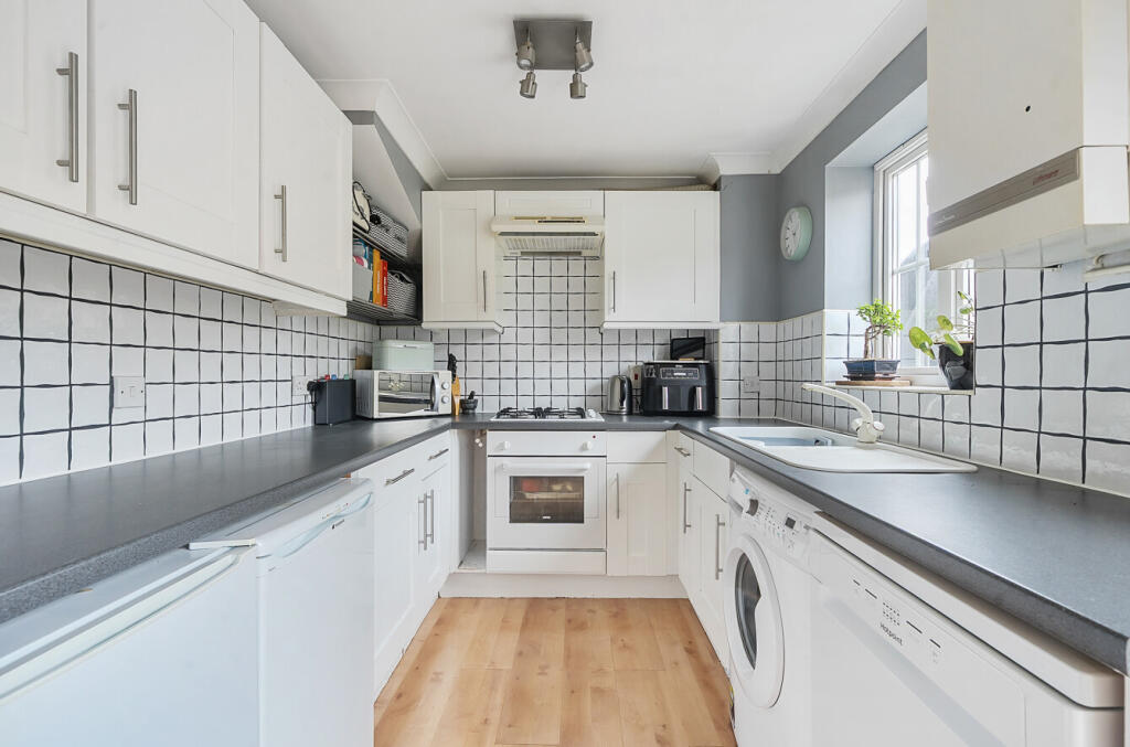 1330177-6-6890ae1...